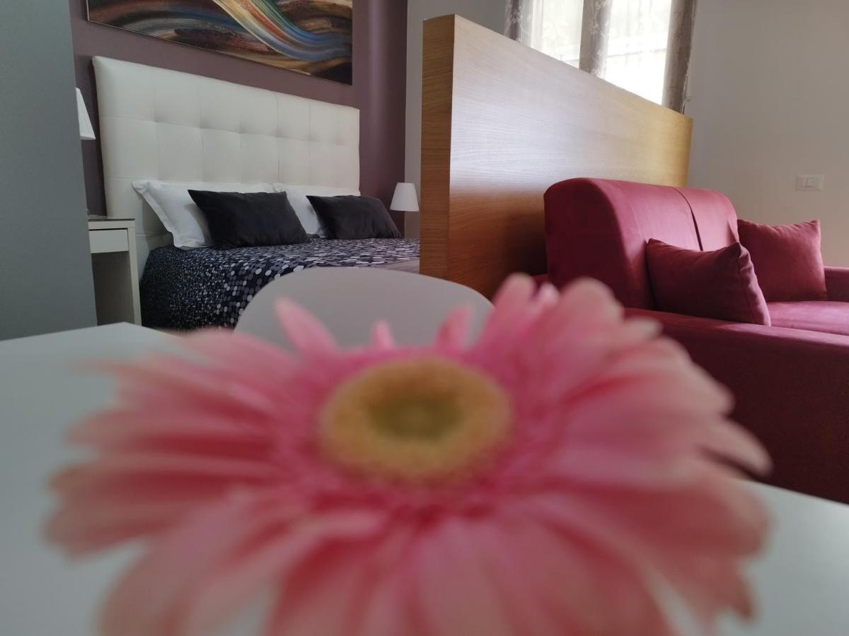 Appartamento Casa Nicole Castelbuono  Esterno foto